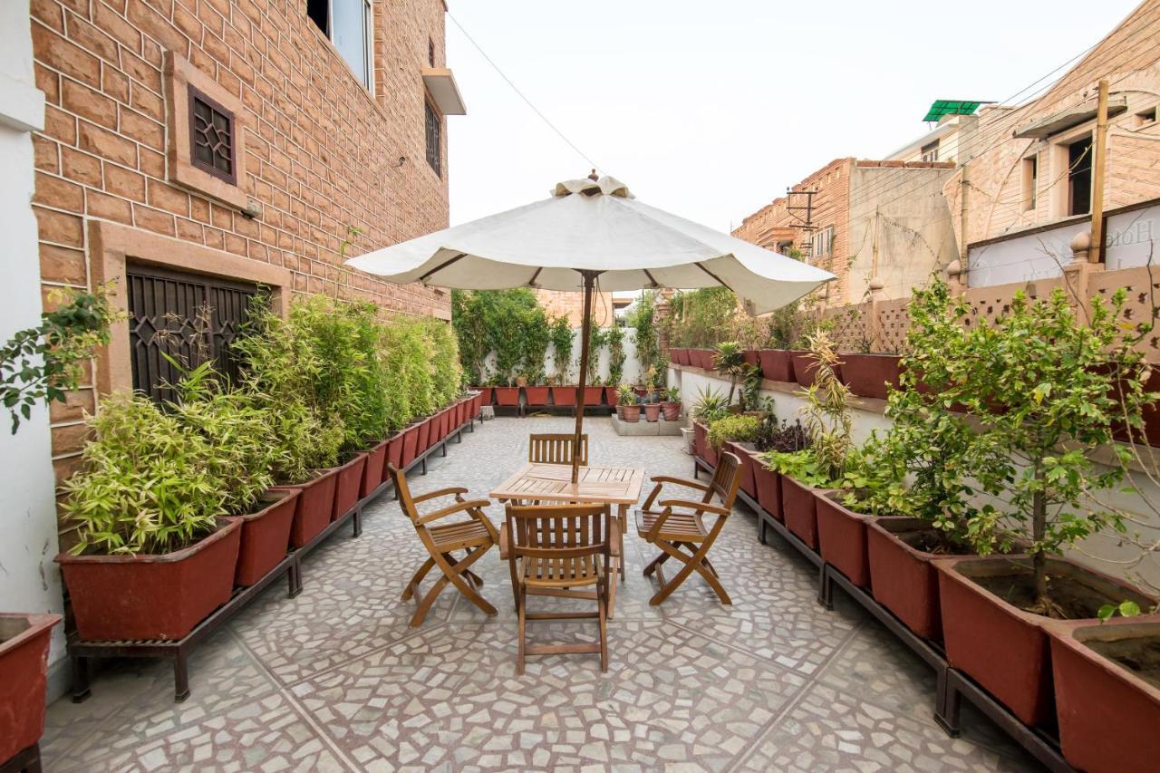 ג'ודפור Shree Mohan Home Stay- A Heritage Home מראה חיצוני תמונה
